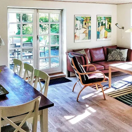 Two-bedroom Holiday In Hals 16 *