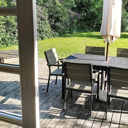 Two-bedroom Holiday In Hals 16 *